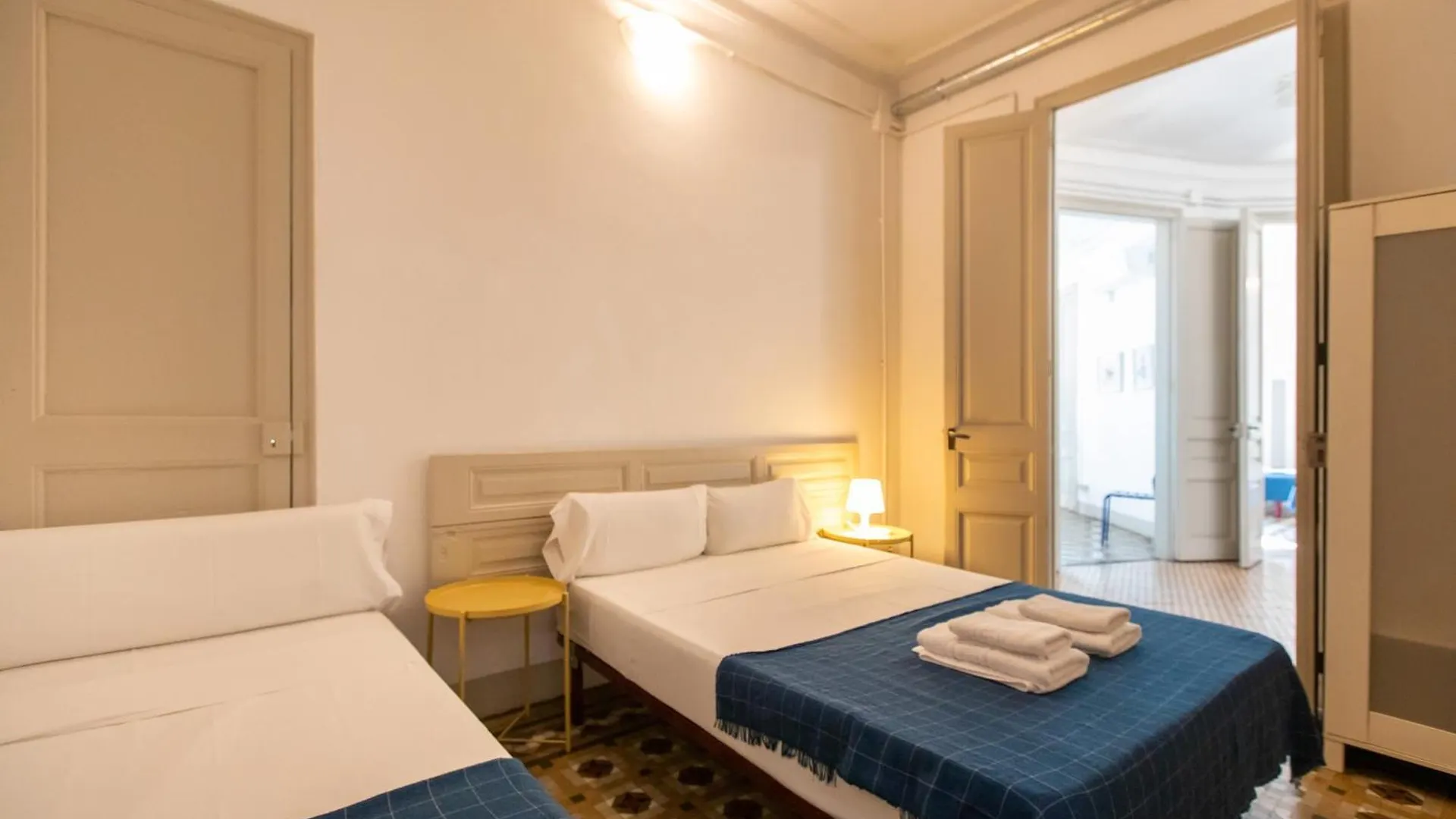 Apartment B21-Apartamento Modernista Para Grupos Barcelona