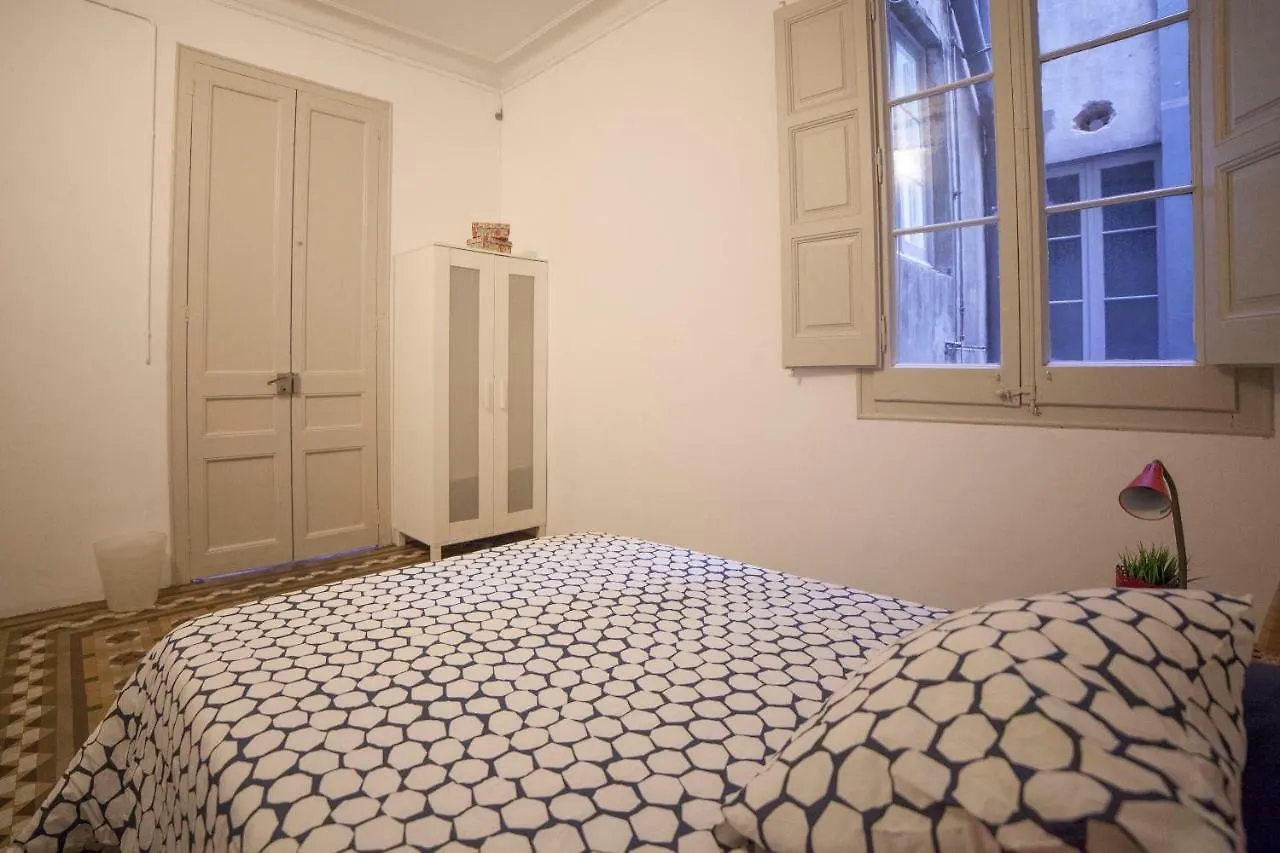 B21-Apartamento Modernista Para Grupos Barcellona 0*,