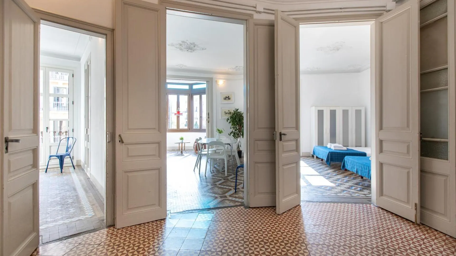B21-Apartamento Modernista Para Grupos Barcelona Apartmán
